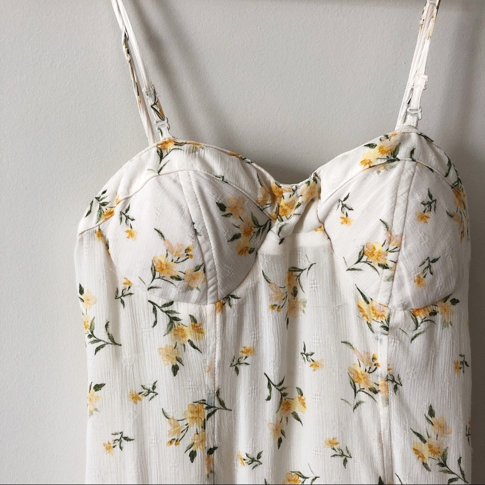 American Eagle • White Floral Dress